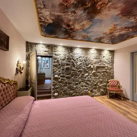 - The House With Well And The Frescos Palace Appartamento Cortona