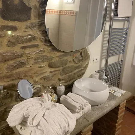 Appartamento - The House With Well And The Frescos Palace *